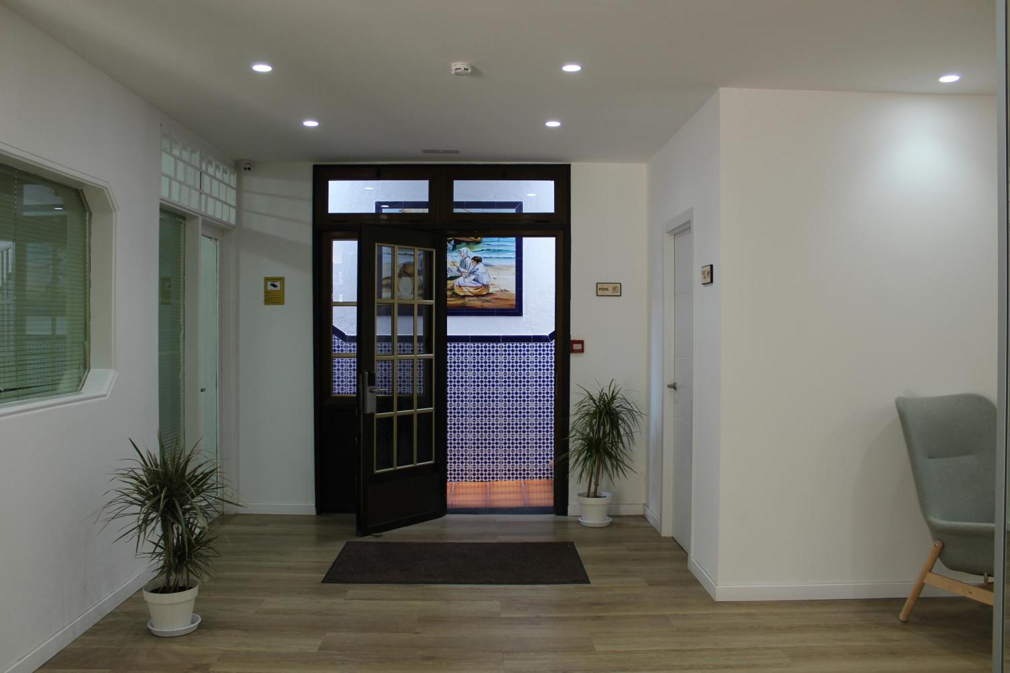 Fayna Aparthotel 2*